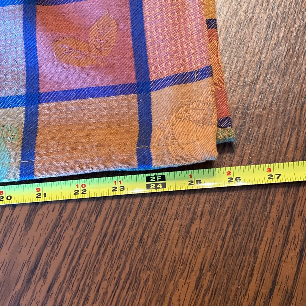 Fall tablecloth - Picture 4 of 6